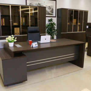 Executive 1800mm Desk